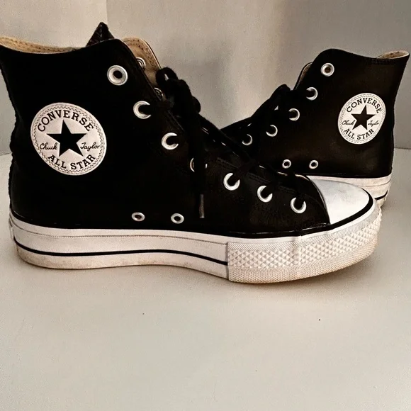 Converse Women's Leather High Top Sneakers Size 9 - Picture 12 of 12